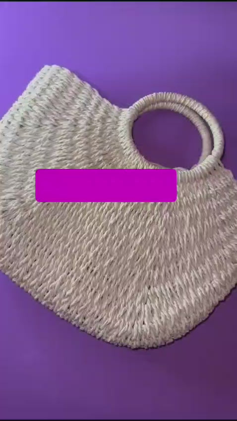 Ela mini hairstraightener ad